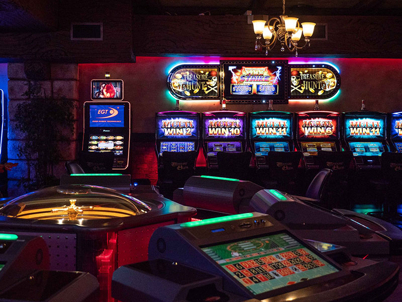 affordable-tours-jamaica-attractions-whitter-village-shopping-mall-3